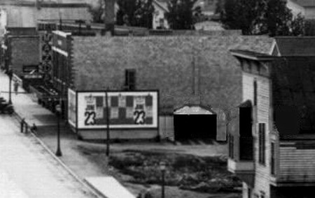 Mazda Theatre - Old Photo (newer photo)